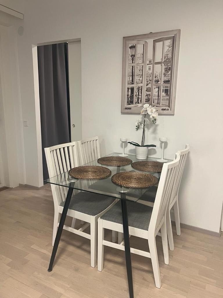 Modern City Apartment With Sauna Nearby The Airport Вантаа Экстерьер фото